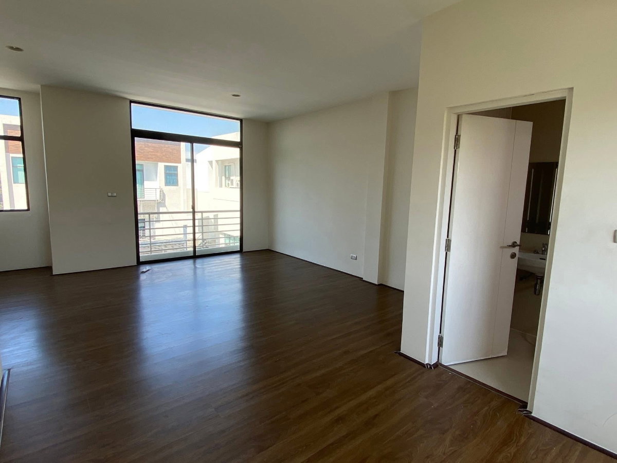picture #E867💕080669 Home Office for Rent, DISTRICT Ekkamai - Ramintra - 9/18