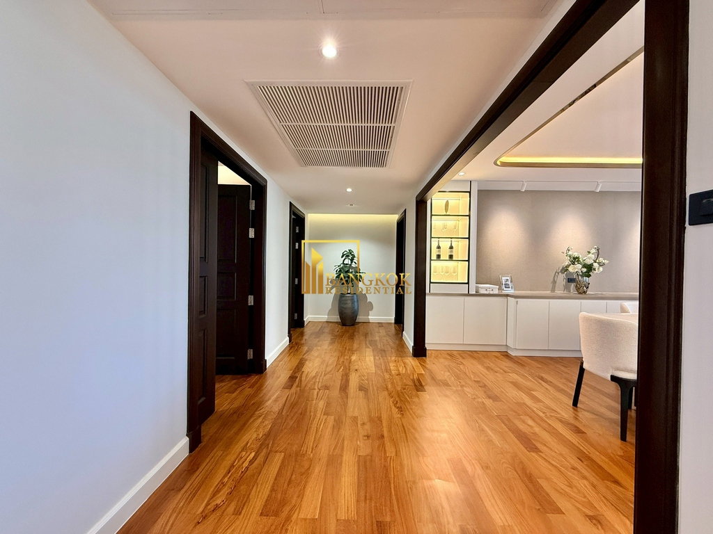 รูป Expansive 4 Bedroom Luxury Apartment For Rent in Asoke Area - BR21440AP - รูปที่ 7/44