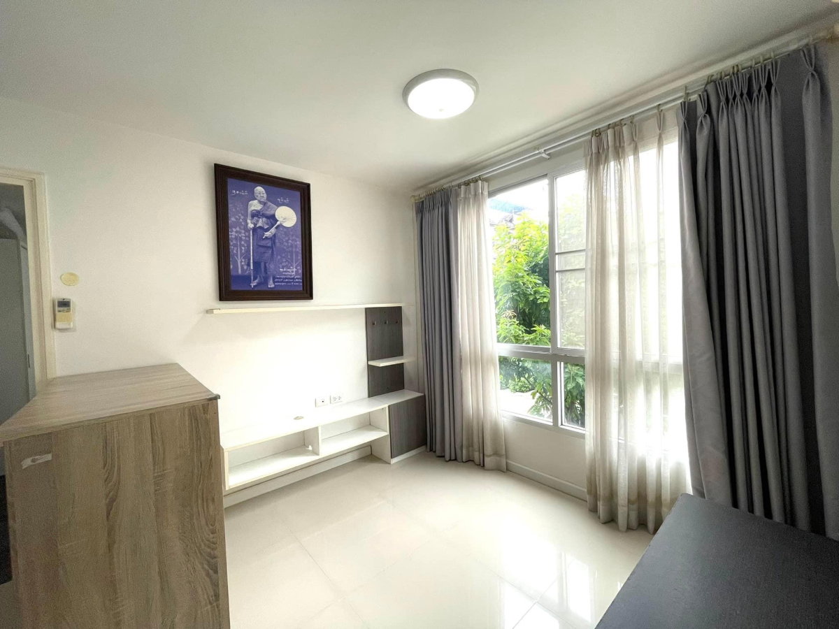 picture Selling cheaper than market! D Viang Santitham condo , Chiang Mai. Tel: 098-9690236 (Janny) - 3/15