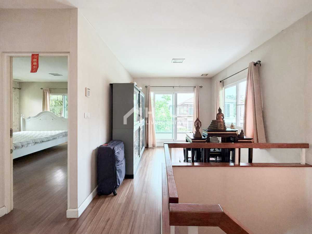 picture Mantana Kalapapruek - Wongwaen / 3 Bedrooms #HKCP072 - 5/12