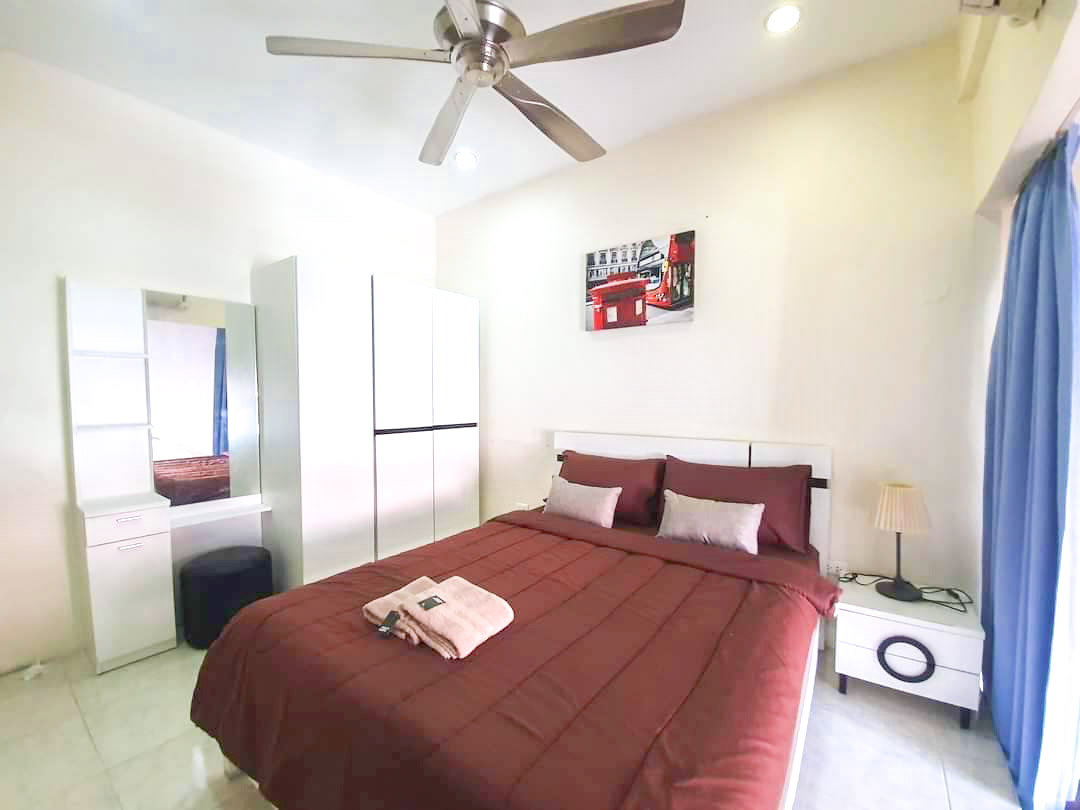 รูป 4 Bedroom Townhouse for Rent Pratumnak Hill Pattaya - รูปที่ 8/11