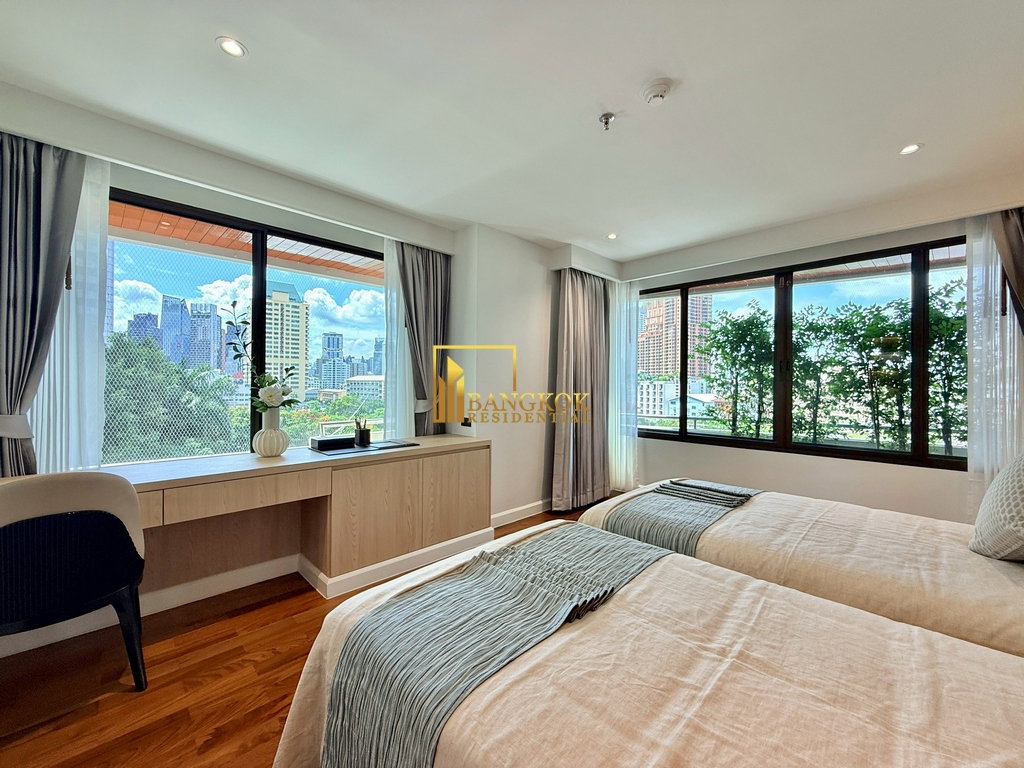 รูป Expansive 4 Bedroom Luxury Apartment For Rent in Asoke Area - BR21440AP - รูปที่ 20/44