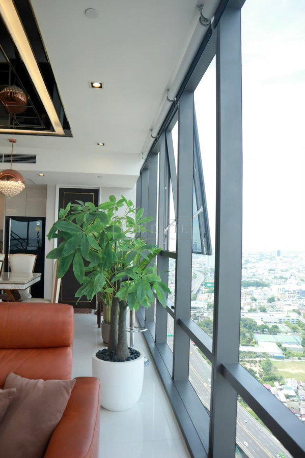 รูป ✨Ultimate Privacy in the Heart of CBD – The Bangkok Sathorn for Rent ✨ - รูปที่ 7/53