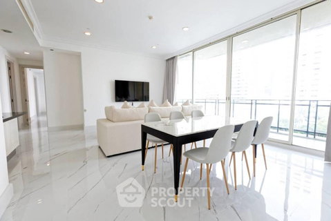 รูปภาพ 3-BR Condo at Royce Private Residences near MRT Sukhumvit (ID 2474346)