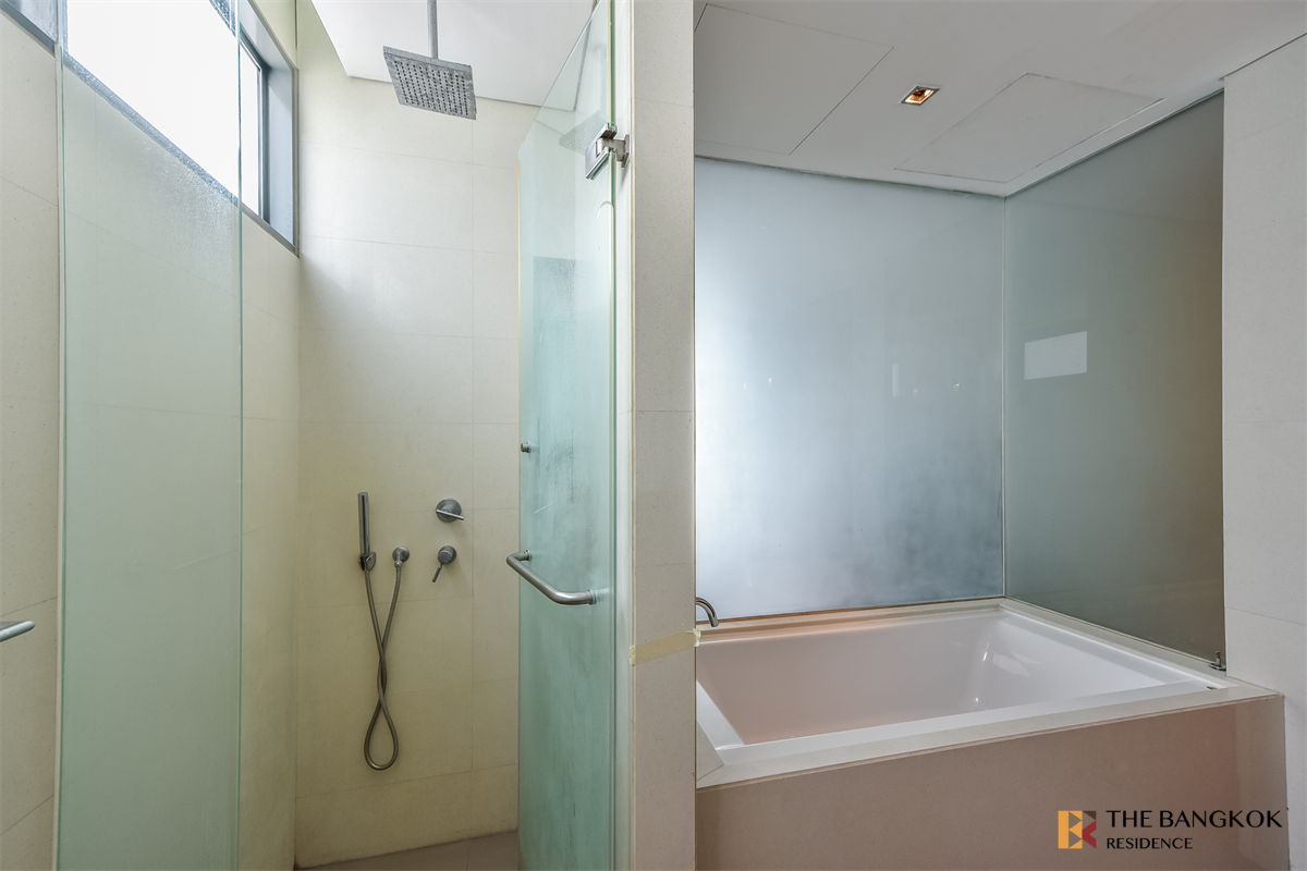 picture Domus 16,18 Hurry, big discount is ending! near BTS Asok - 6/10