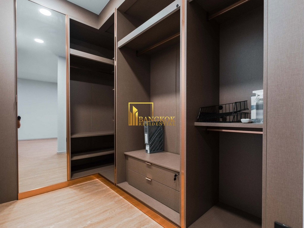 รูป Magnificent 5 Bedroom Pool Villa in Phra Khanong Area - BR28147SH - รูปที่ 13/23