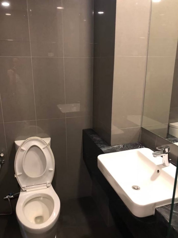 picture Ashton Chula Silom【𝐒𝐄𝐋𝐋 & 𝐑𝐄𝐍𝐓】🔥Luxurious room with a coordinated, sleek, and sophisticated urban style🔥 Contact Line ID: @hacondo - 10/10