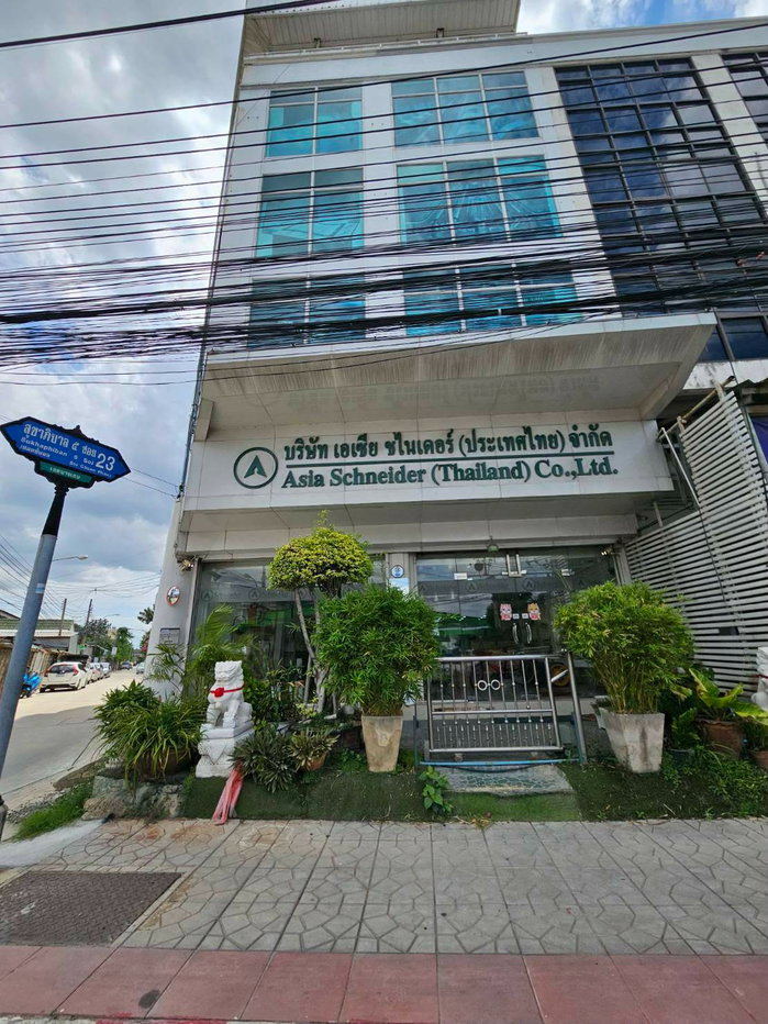 รูป ขายอาคารพาณิชย์ 5 ชั้น พร้อมชั้นลอย สุขาภิบาล 5 ทำเลดี เดินทางสะดวก - รูปที่ 1/11
