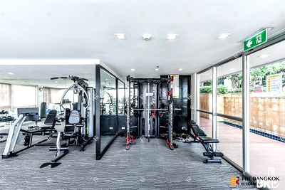 Condos for rent : Le Luk Condominium Location Near Employment, Surrounded by Lifestyles near BTS Phra Khanong