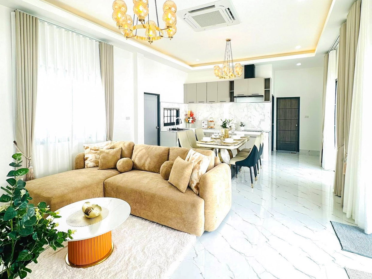 picture New Pool Villa for Sale East Pattaya Siam Area - 3/13