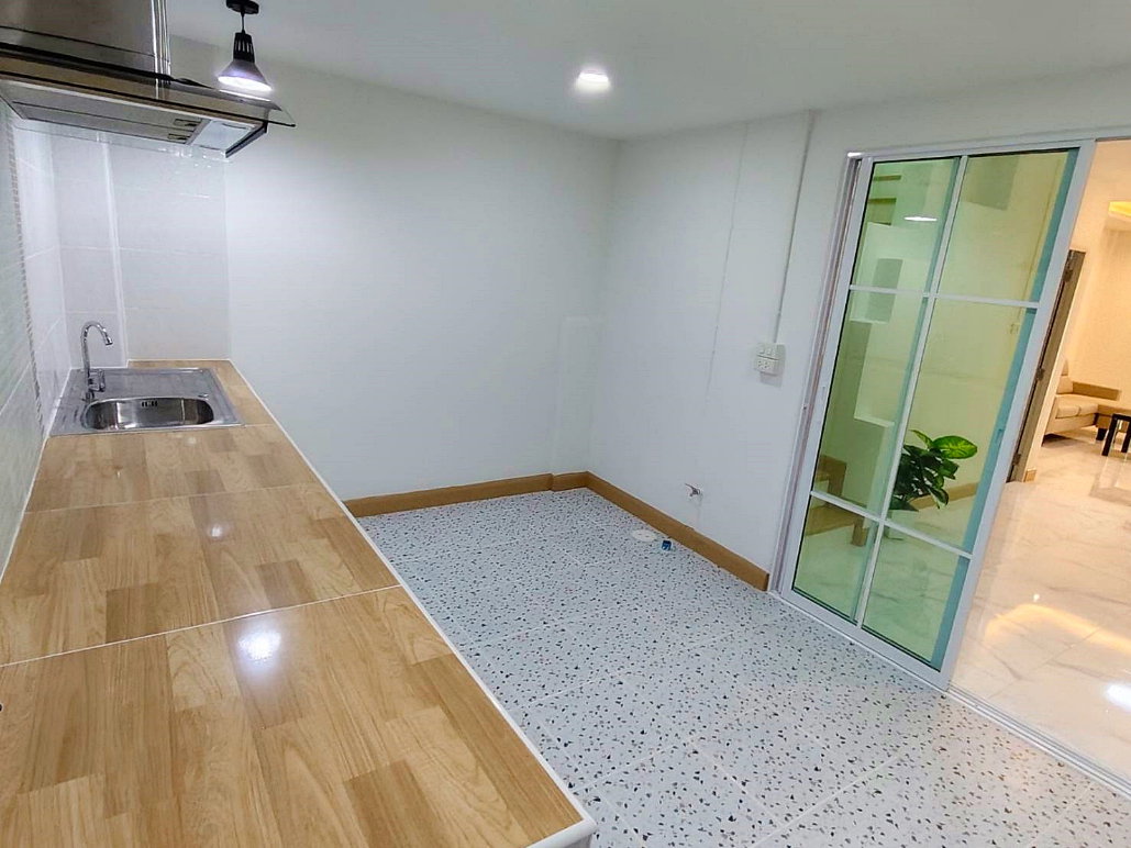 รูป บ้านสวย หลังริม มีเทอเรซหน้าบ้าน  #หมู่บ้านร่มเงาไม้ บางบัวทอง ถนนวัดลาดปลาดุก - รูปที่ 15/25