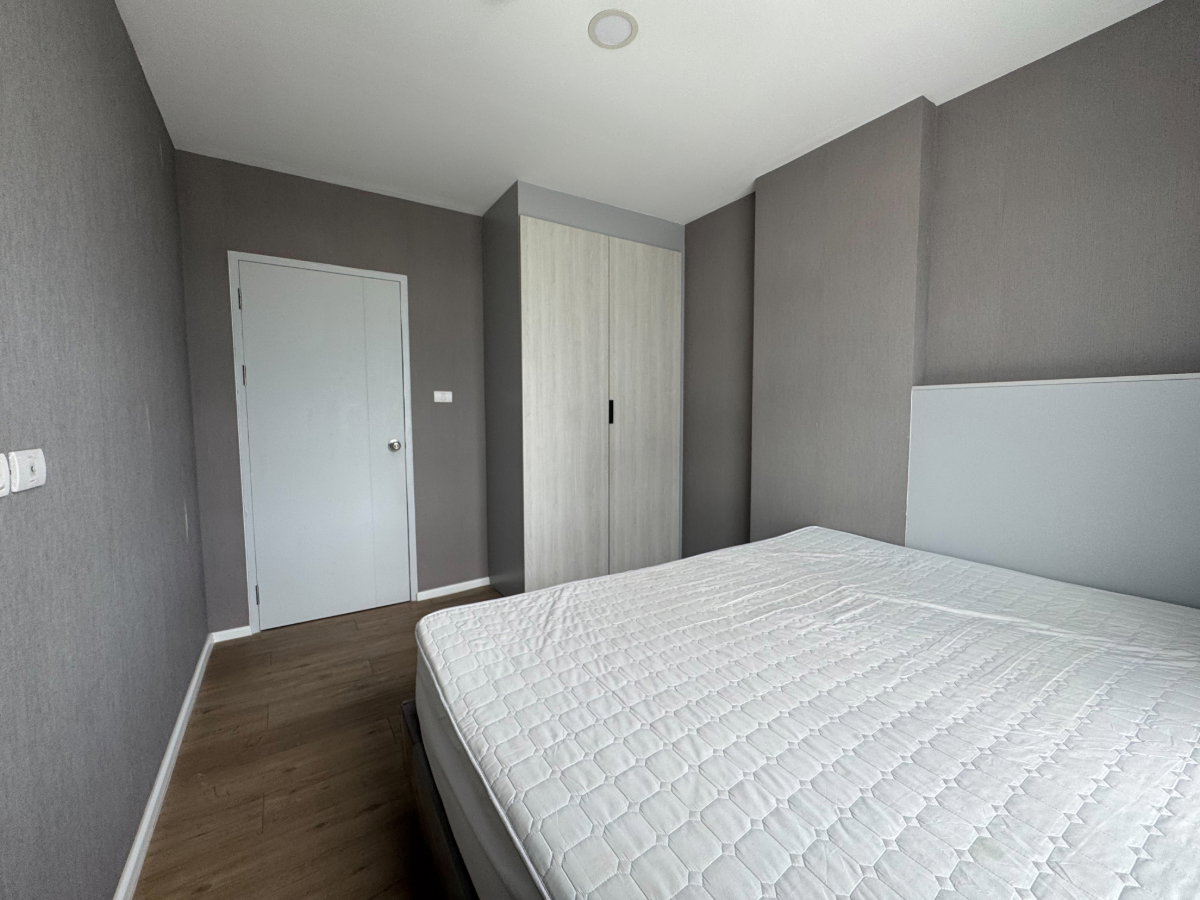รูป ให้เช่า ริลล์ คอนโด รังสิต  Rill Condo เฟอร์ไฟฟ้าครบ มีฮู้ดดูดควัน ใกล้สถานศึกษา เเละติดรถไฟฟ้า  - รูปที่ 4/17