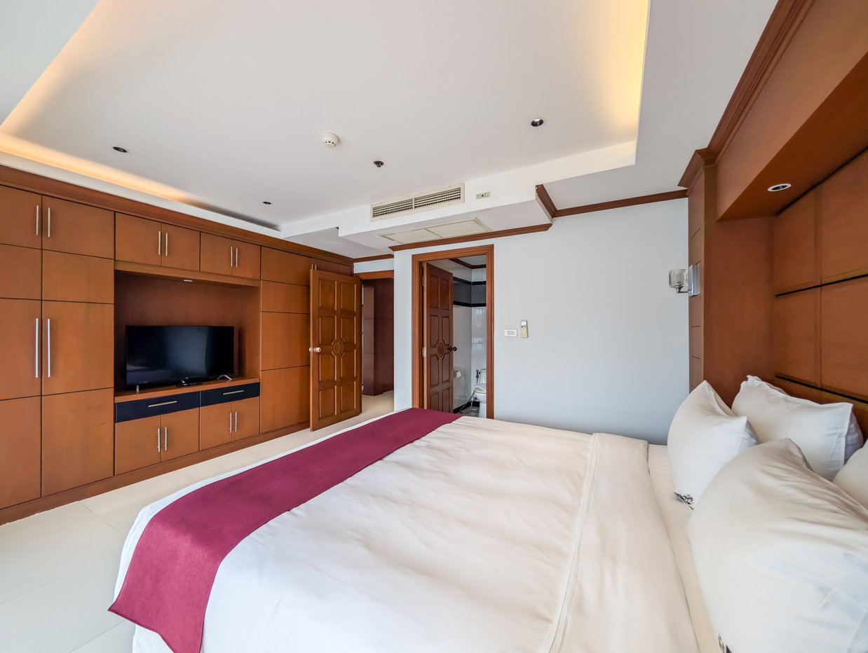 picture Tara Court 2 Bedroom Condo for Rent Pratumnak Hill - 10/16