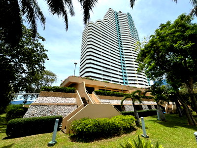 ขายคอนโด : คอนโด ติดชายทะเล ชะอำ มี Terrace ติดสวน  ร่มรื่น รหัสแฟ้ม 60-00812 หรือ 28949-0001 ติดต่อคุณสุชาติ