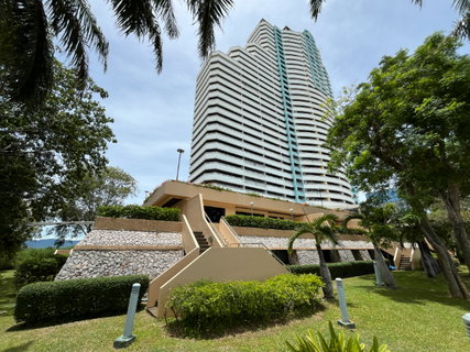 คอนโด ติดชายทะเล ชะอำ มี Terrace ติดสวน  ร่มรื่น รหัสแฟ้ม 60-00812 หรือ 28949-0001 ติดต่อคุณสุชาติ