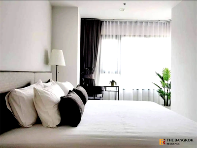 Condos for sale : Convenient Travel, Great Value per Square Meter Life One Wireless