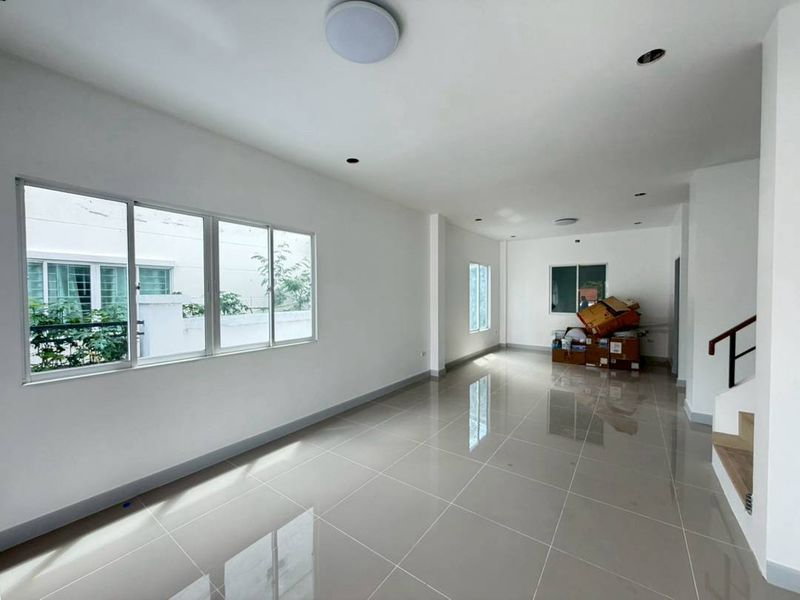 รูป ขายบ้านแฝด โครงการธาดา ทาวน์ ออร่า หนองค้อ ศรีราชา ชลบุรี - รูปที่ 3/14