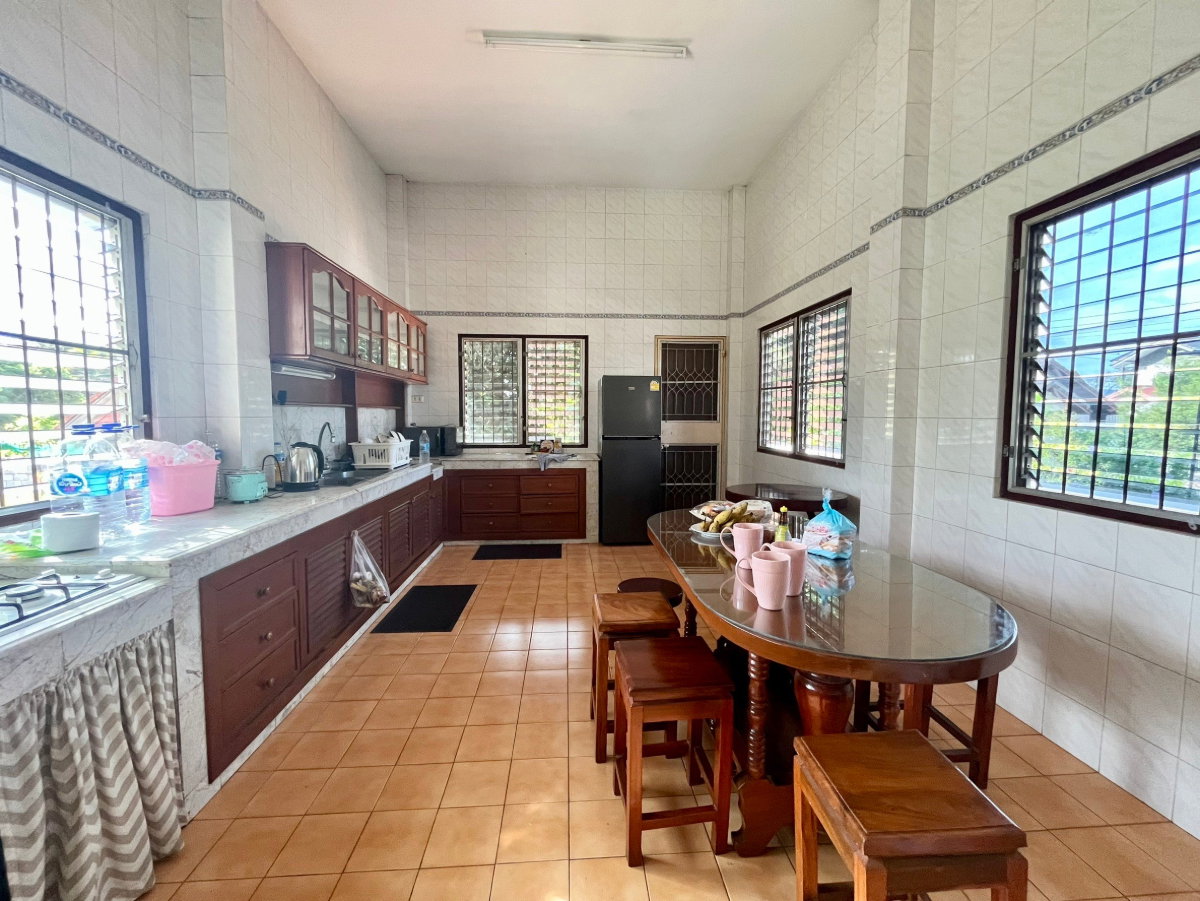 รูป 👨👩👧👦 บ้านเช่าครอบครัวใหญ่ ได้บ้าน 2 หลังในรั้วเดียว! วิวดอยสุเทพ หางดง ใกล้พืชสวนโลก ✨ - รูปที่ 15/28