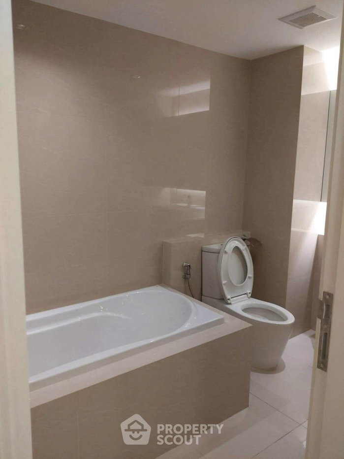 รูป คอนโด 2-ห้องนอน ที่ วีธารา สุขุมวิท 36 ใกล้ BTS ทองหล่อ (ID 2249684) - รูปที่ 3/18