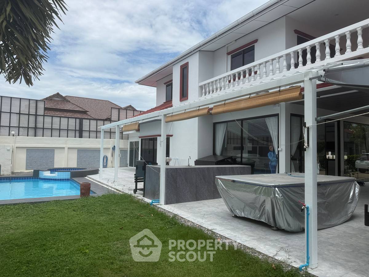 รูป บ้าน 3-ห้องนอน ที่ ปาล์ม เครสเซนต์ หัวหิน ใกล้ เดอะ เวเนเซีย (ID 2975087) - รูปที่ 1/19