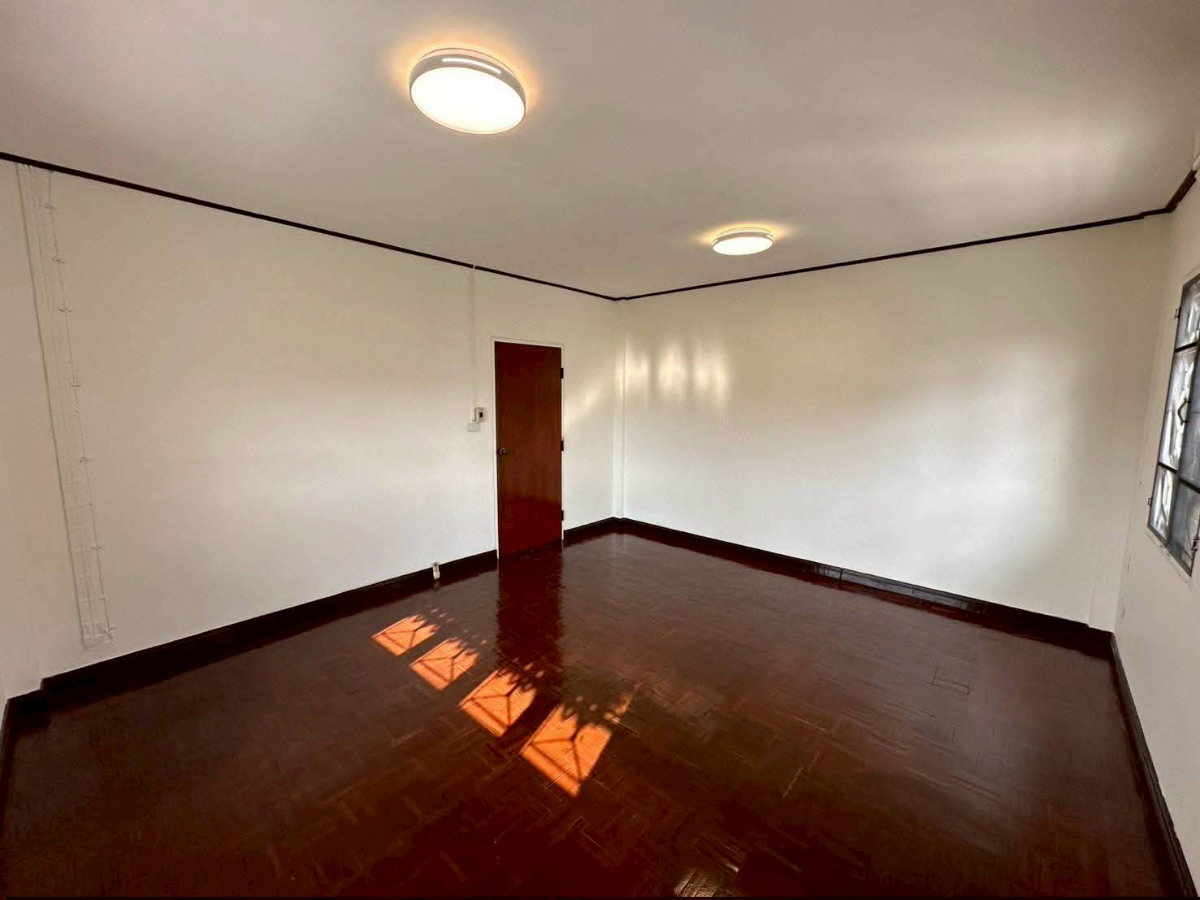 picture ⭐✨TH-017 Townhome for Sale – Busarin Saimai✨⭐ - 17/18