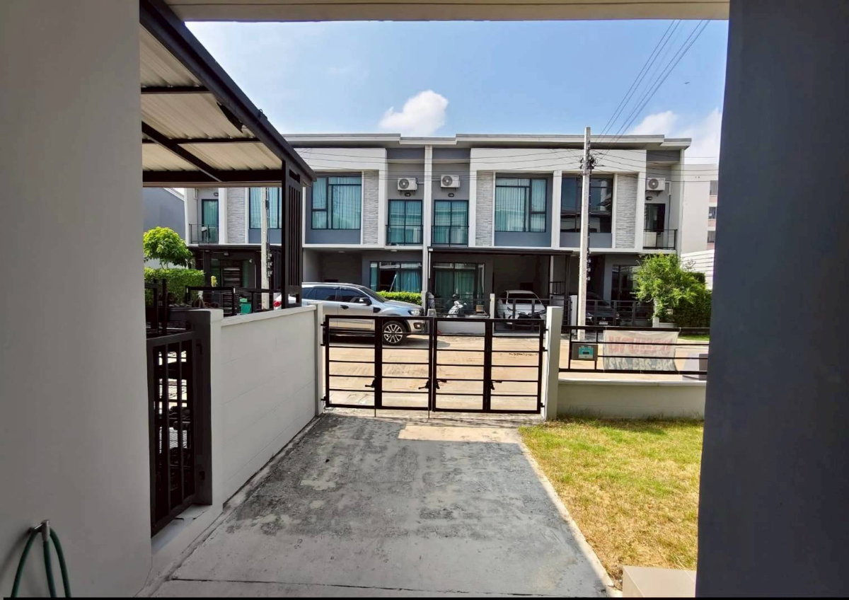 รูป ⭐✨TH-013 ขายทาวน์โฮม แกรนด์ พลีโน่ วัชรพล-สุขาภิบาล 5 ( Grande Pleno Watcharapol-Sukhaphiban 5 )✨⭐ - รูปที่ 3/20