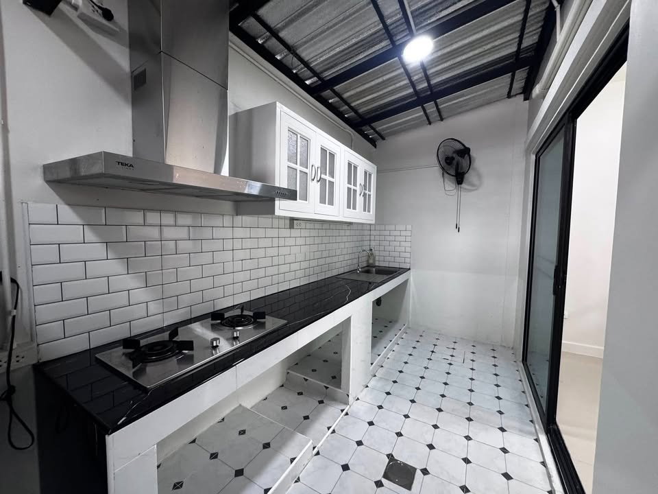 picture House for Rent at The Connect Pattanakarn 38 (J6906011) - 7/13