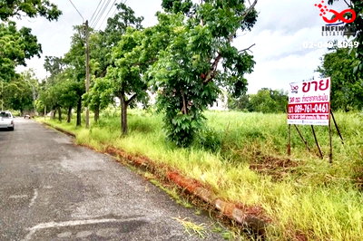 ที่ดิน สนามบินสุวรรณภูมิ : ขายที่ดิน สนามกอล์ฟเลควูด 349 ตร.ว. บางนา-ตราด บางพลี สมุทรปราการ  ต่ำกว่าราคาประเมิน 