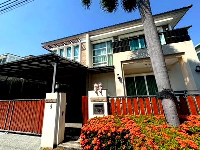Houses for sale : ✅ Luxurious detached house for sale, complete with built-ins, close to the Pink Line MRT ✅ Bangkok Boulevard Ratchada-Ramintra