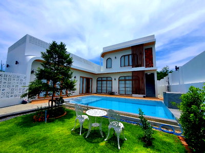บ้านเดี่ยว ชะอำ เพชรบุรี : วิลล่า 3 ห้องนอน 4 ห้องน้ำ พร้อมสระว่ายน้ำ