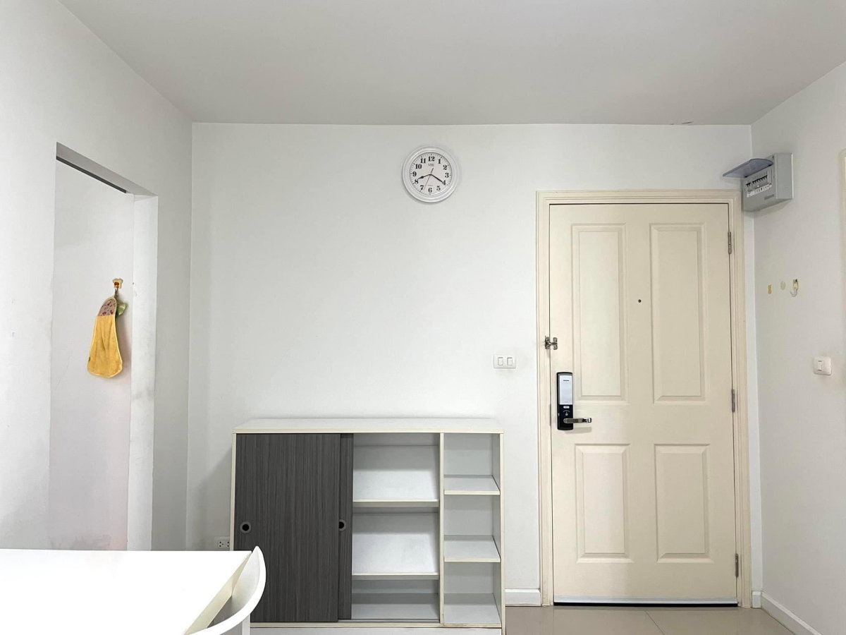 picture Selling cheaper than market! D Viang Santitham condo , Chiang Mai. Tel: 098-9690236 (Janny) - 4/15