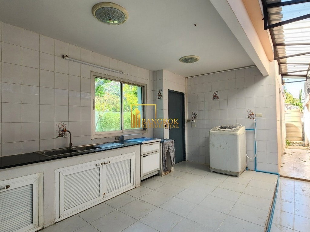 picture Rare Opportunity: Cozy 5 Bed House with Large Outdoor Space - BR7944SH - 9/23