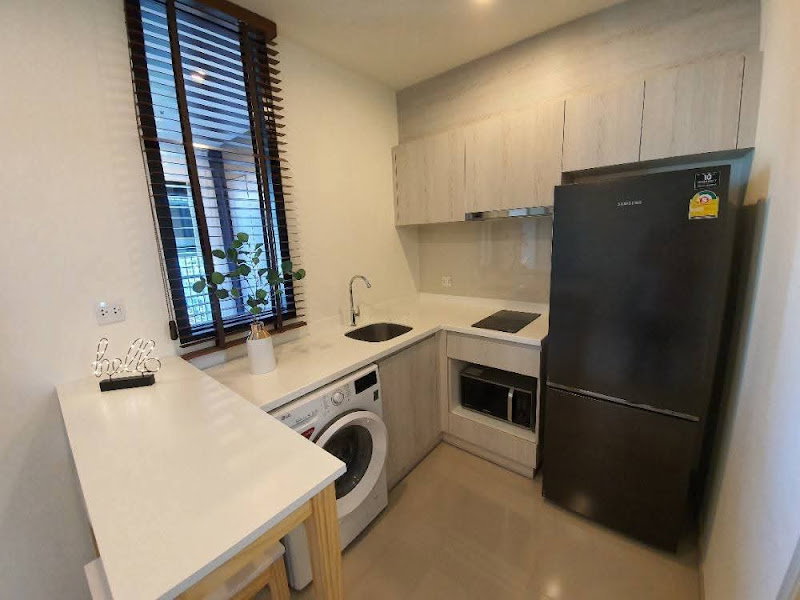 รูป ห้องแต่งสวย ราคาพิเศษ ! ให้เช่า Life อโศก เฟอร์และเครื่องใช้ไฟฟ้าครบ - รูปที่ 9/10