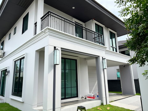 🏡✨ Corner Detached House for Rent — Setthasiri Pattanakarn