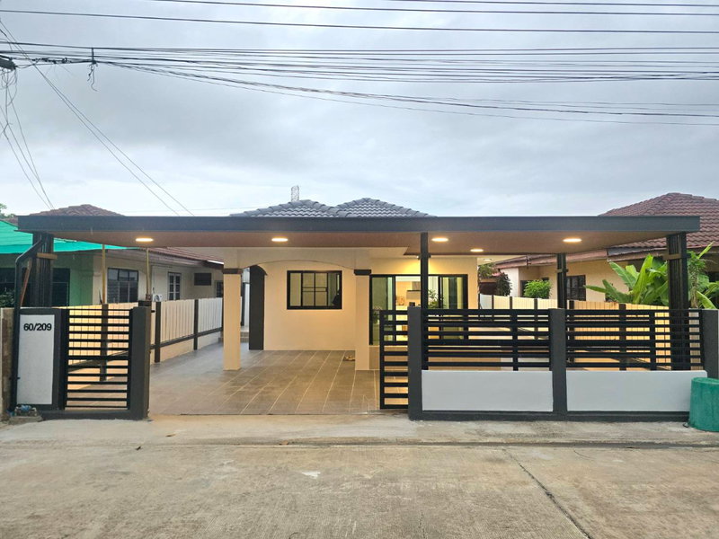 ขายบ้านเดี่ยว : บ้านเดี่ยว 1 ชั้น ตกแต่งรีโนเวทใหม่ พร้อมอยู่ วิว..หลังบ้านทุ่งนา หมู่บ้าน มีนบุรีการ์เด้นโฮม ถนนราษฎร์อุทิศ 48  ซอยย่อย10 แขวงแสนแสบ เขตมีนบุรี
