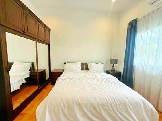 รูป พัทยา พูลวิลล่าหรู 4 นอน 3 น้ำ ใกล้ฟลาวเวอร์แลนด์ พัทยา 900 ม. 235 ตร.ว.940 ตร.ม. ทะเลสาบมาบประชัน 500 ม. - รูปที่ 6/8