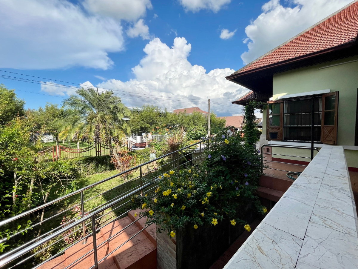 รูป 👨👩👧👦 บ้านเช่าครอบครัวใหญ่ ได้บ้าน 2 หลังในรั้วเดียว! วิวดอยสุเทพ หางดง ใกล้พืชสวนโลก ✨ - รูปที่ 7/28