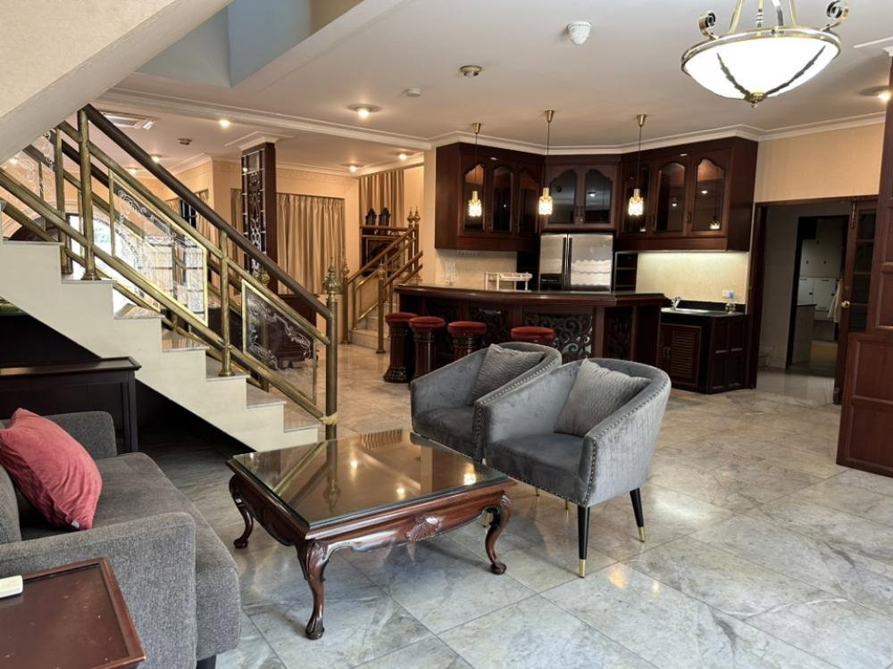picture 🏡✨ Luxury Detached House for Rent in Sathorn - 2/16