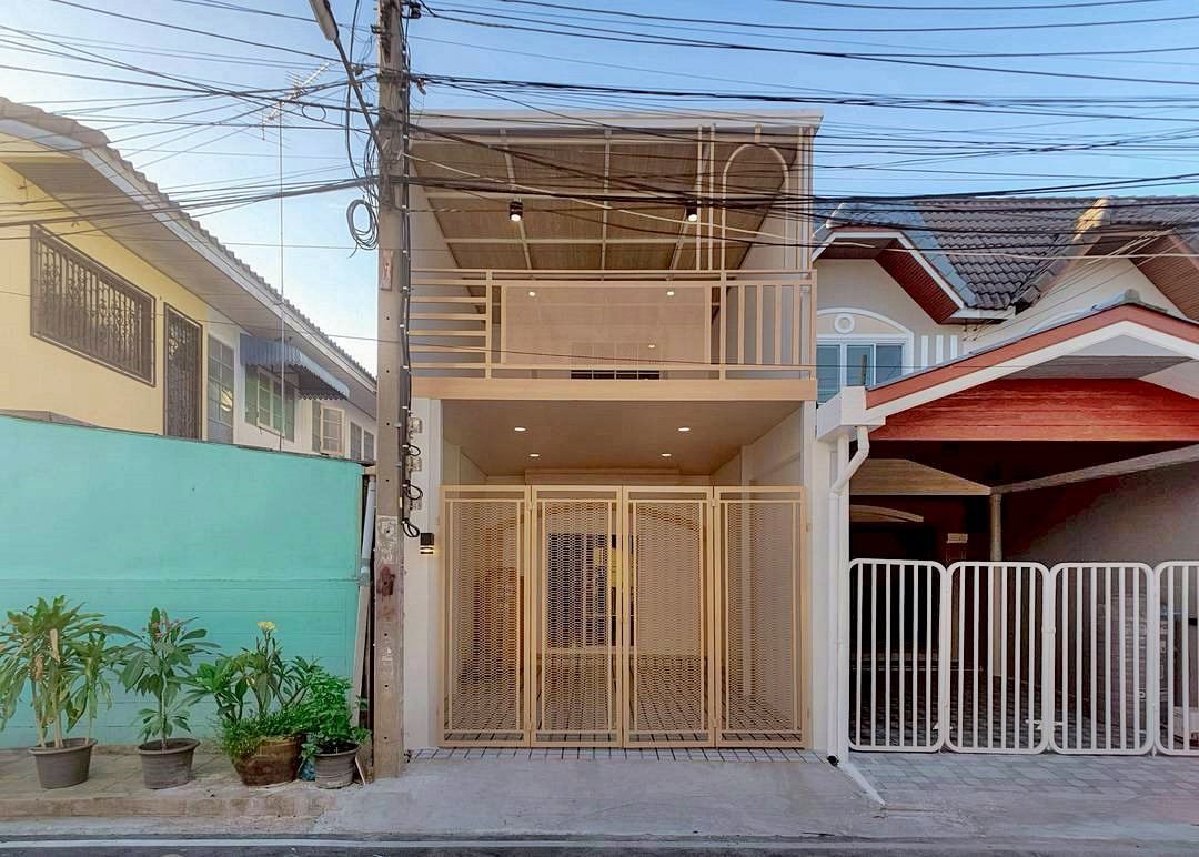รูป บ้านสวย หลังริม มีเทอเรซหน้าบ้าน  #หมู่บ้านร่มเงาไม้ บางบัวทอง ถนนวัดลาดปลาดุก - รูปที่ 1/25