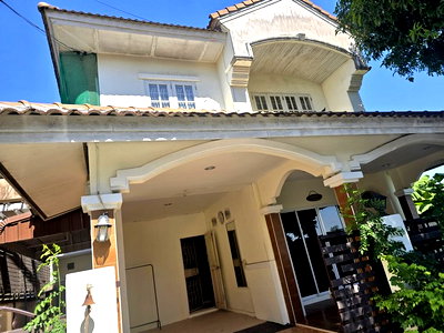 Houses for sale Ruamrudee International School Early Years Campus : FOR SALE  HOUSE PROPERTY  3090000 BAHT.