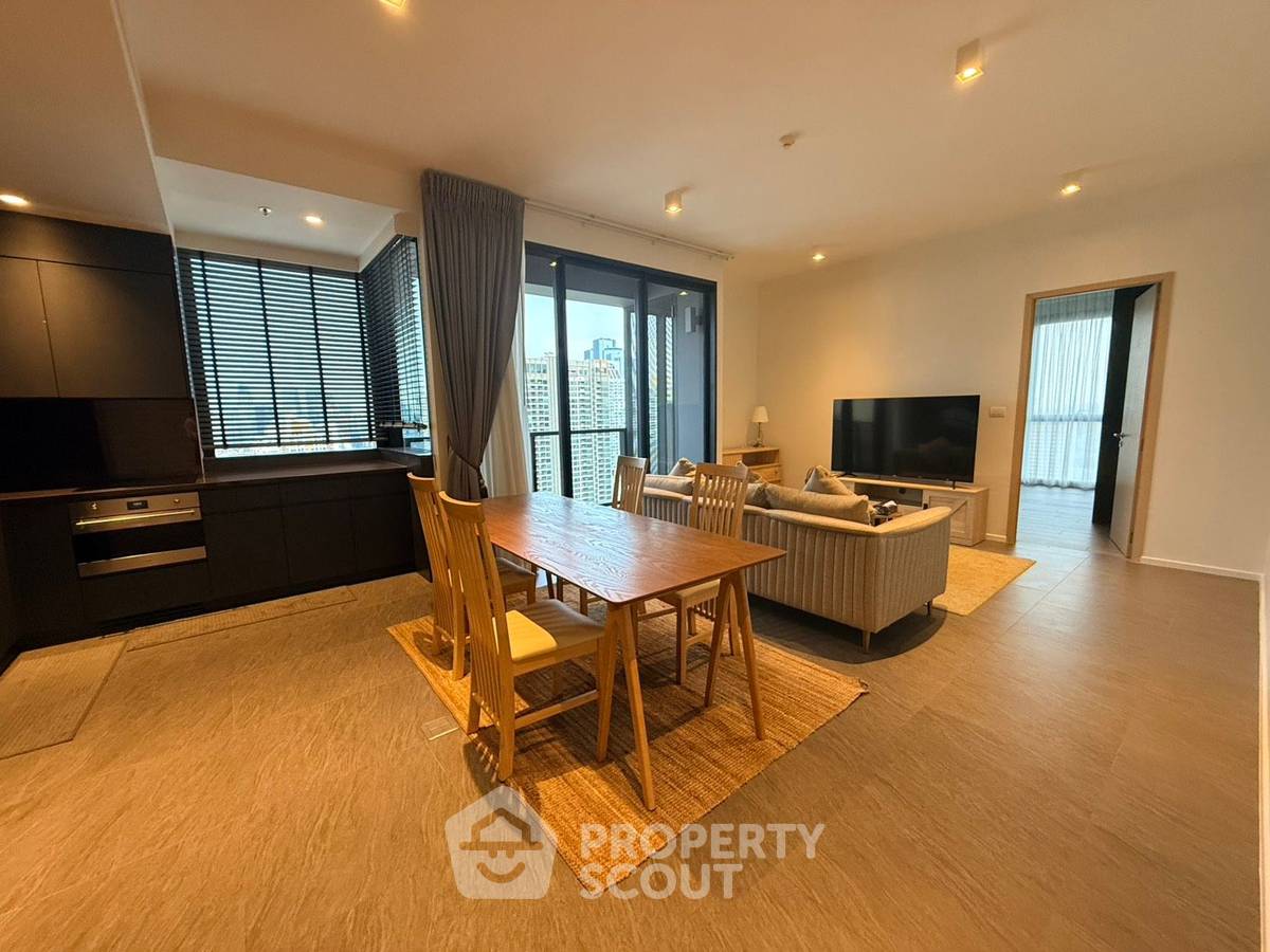 picture 2-BR Condo at The Lofts Silom near BTS Surasak (ID 2041764) - 11/11