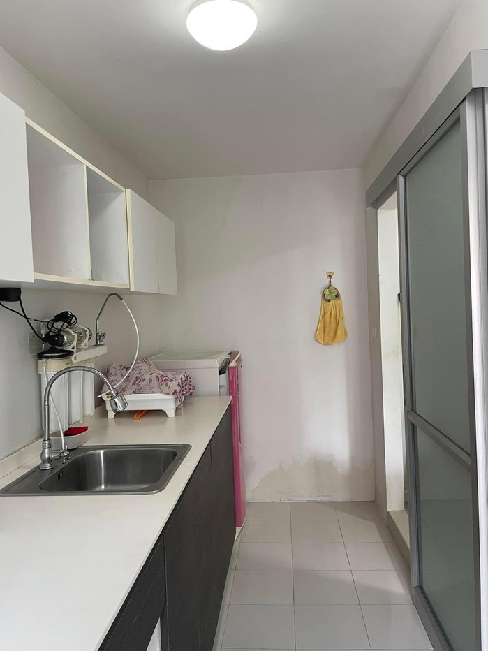 picture Selling cheaper than market! D Viang Santitham condo , Chiang Mai. Tel: 098-9690236 (Janny) - 7/15