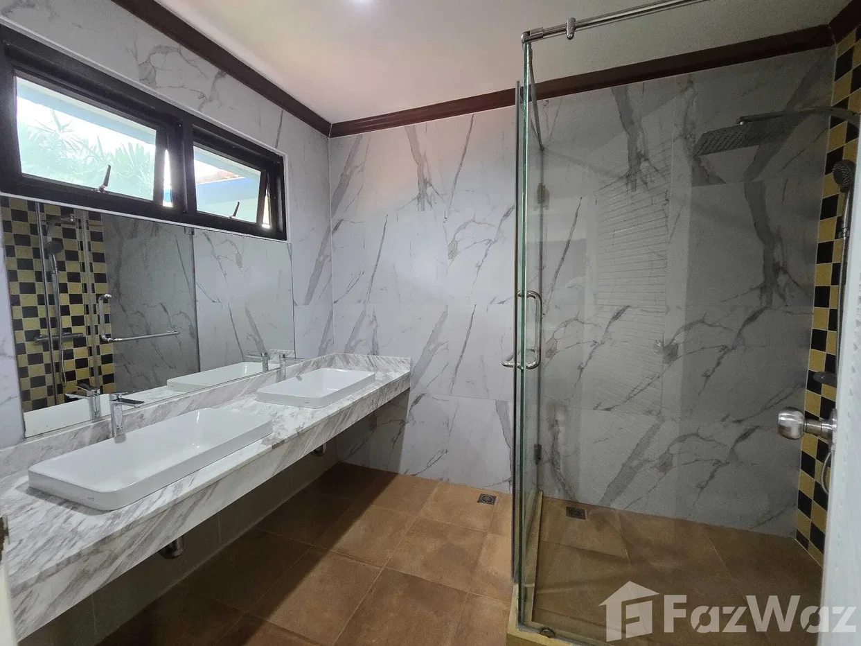 picture 4 Bedroom Villa for rent in Rawai, Phuket  5727993 - 76/78