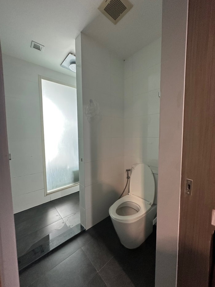 picture One bedroom 33 SQM A space ID Asoke-Ratchada near central Rama9 rent - 8/10