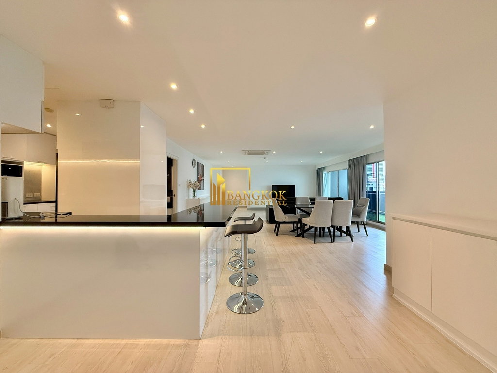 picture Silom Condominium | Beautiful 2 Bedroom Property For Rent - BR14579CD - 9/25