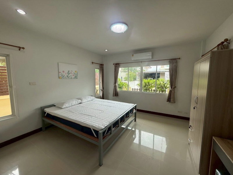 รูป 🏡 บ้านให้เช่า ใกล้สนามบินเชียงใหม่ โซนป่าแดด-แม่เหียะ บ้านรีโนเวทใหม่ เฟอร์ฯ ครบ บรรยากาศเงียบสงบ ปลอดภัย รปภ. 24 ชม. - รูปที่ 9/14
