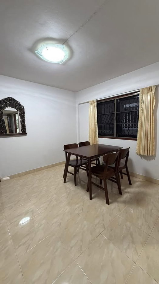 รูป 🏡 ให้เช่าบ้านเดี่ย ว60 ตร.วา หมู่บ้านชวนชื่น รามอินทรา – วัชรพล 3 ห้องนอน 2 ห้องน้ำ บรรยากาศร่มรื่น เงียบสงบ ใกล้ BTS เพียง 1.5 กม. - รูปที่ 4/15