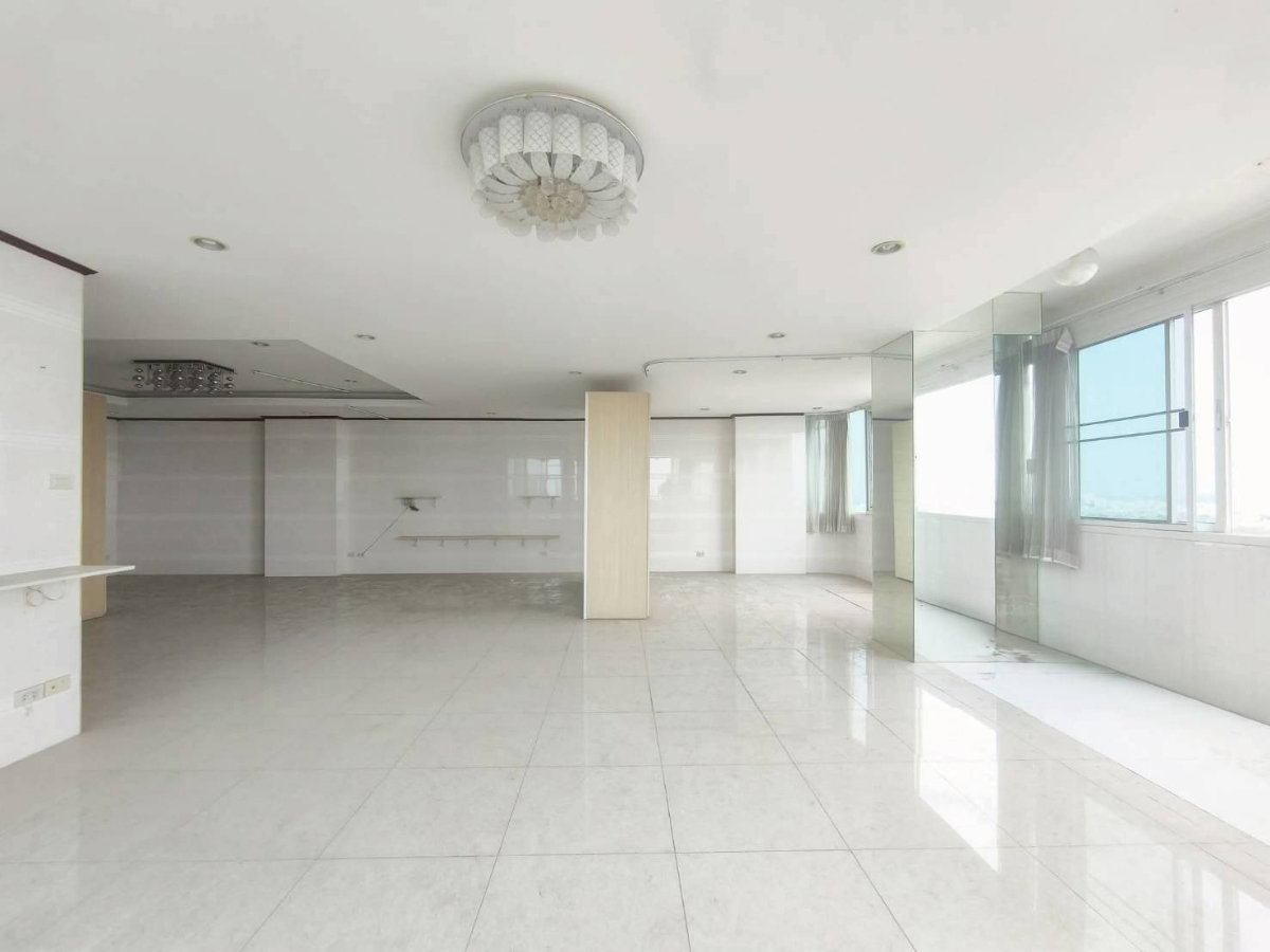 picture ⭐✨CA-002 Condo for Sale – The Trio Garden✨⭐ - 1/16