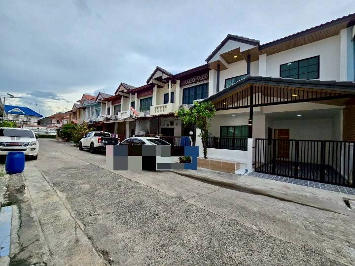 รูป ทาวน์เฮ้าส์ รีโนเวทใหม่ ทำเลดี แต่งสวยพร้อมอยู่ หมู่บ้าน วรารักษ์ ถ.เลียบคลองสอง 27 คลองสามวา ใกล้ตลาด โลตัส - รูปที่ 20/21