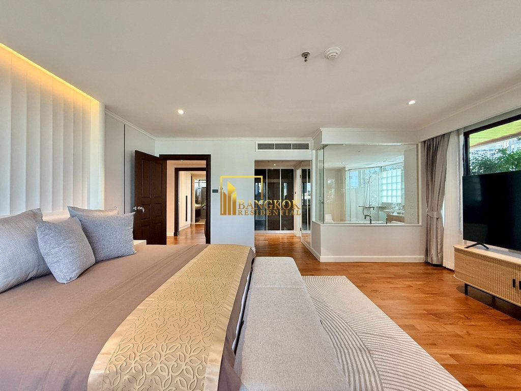รูป Expansive 4 Bedroom Luxury Apartment For Rent in Asoke Area - BR21440AP - รูปที่ 16/44